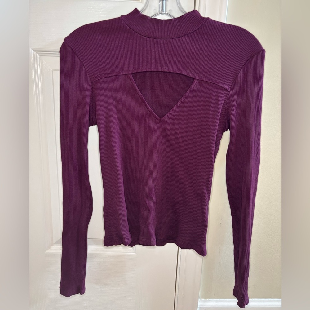 Women's Purple Cut-Out Top
